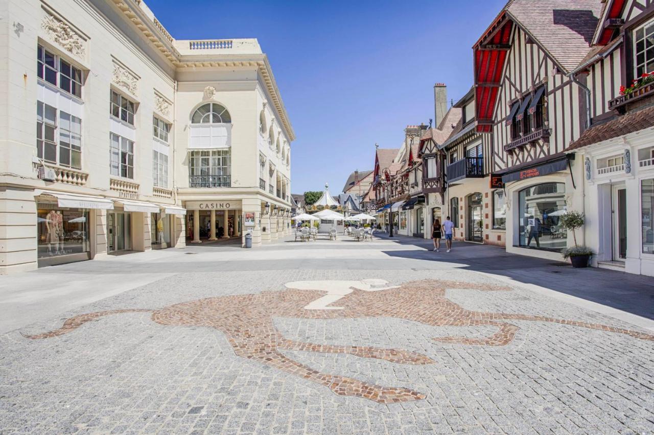Castel Saint Clair - Trois Pieces - Deauville Centre Exterior photo